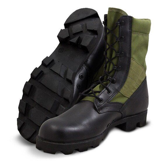 The Altama Jungle PX 10.5in Olive Drab Boot features a vulcanized rubber outsole with an aggressive thread pattern for traction.